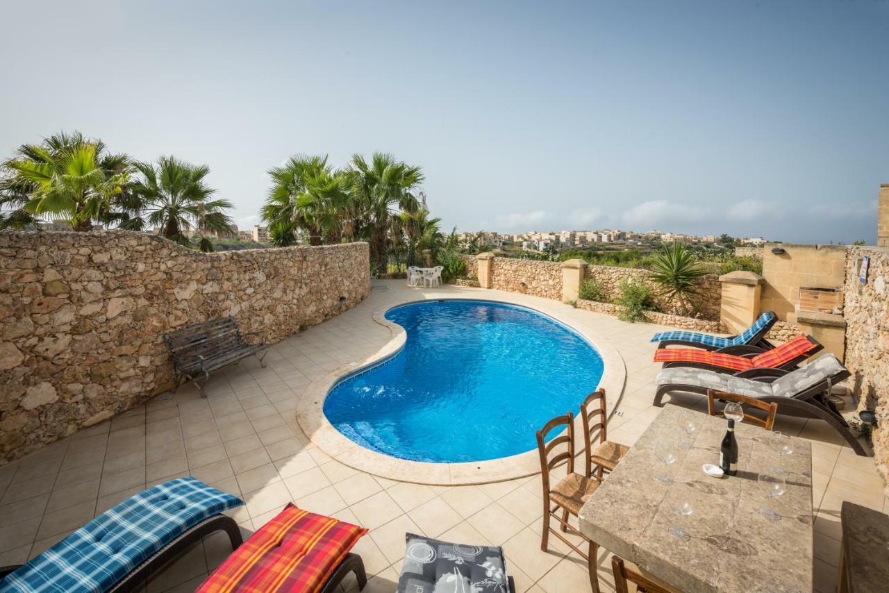 Valley View - Holiday Farmhouse With Private Pool Nadur Exterior photo